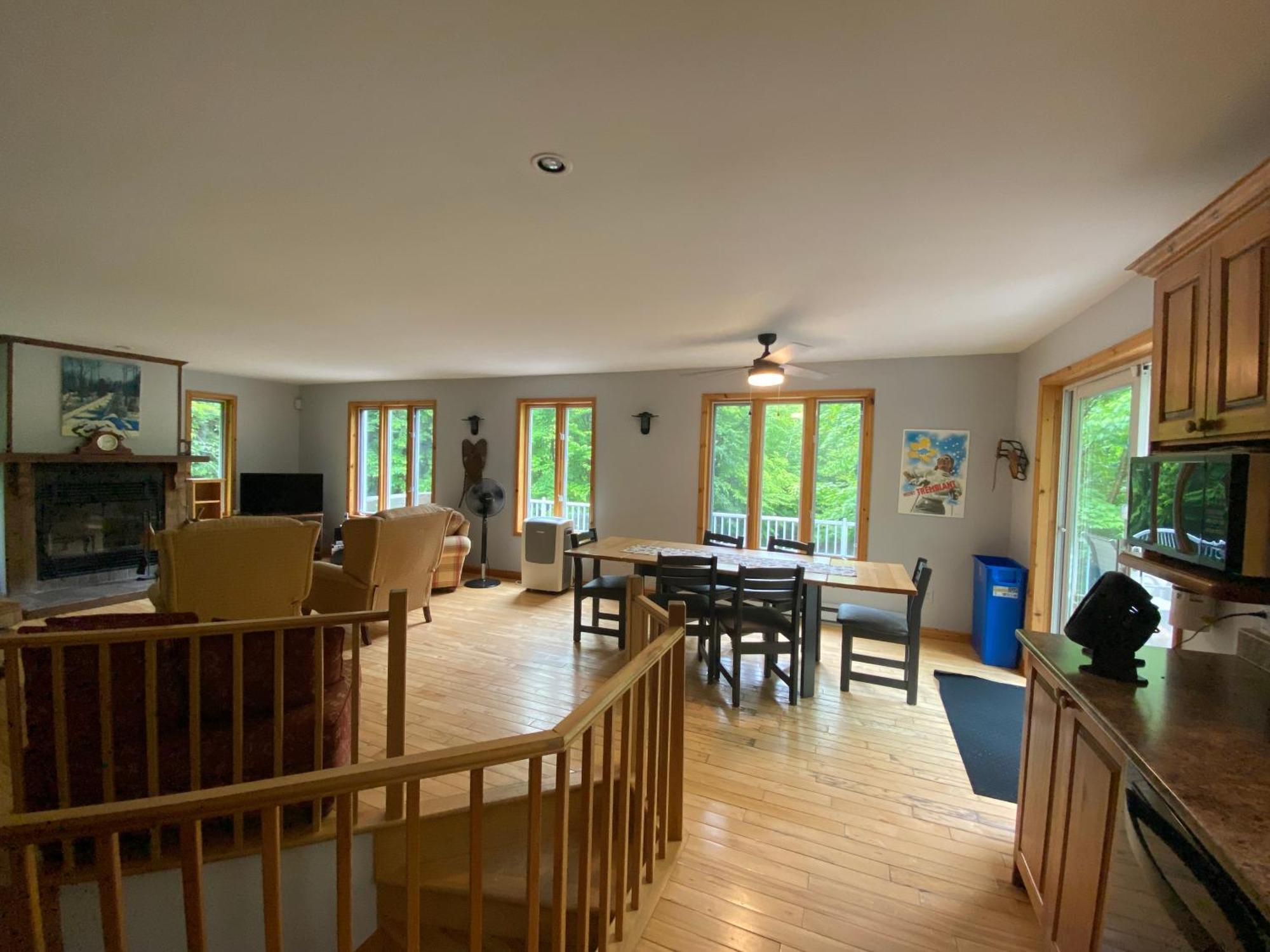 Chalets Et Studios Le Vent Du Nord Lac-Superieur Oda fotoğraf