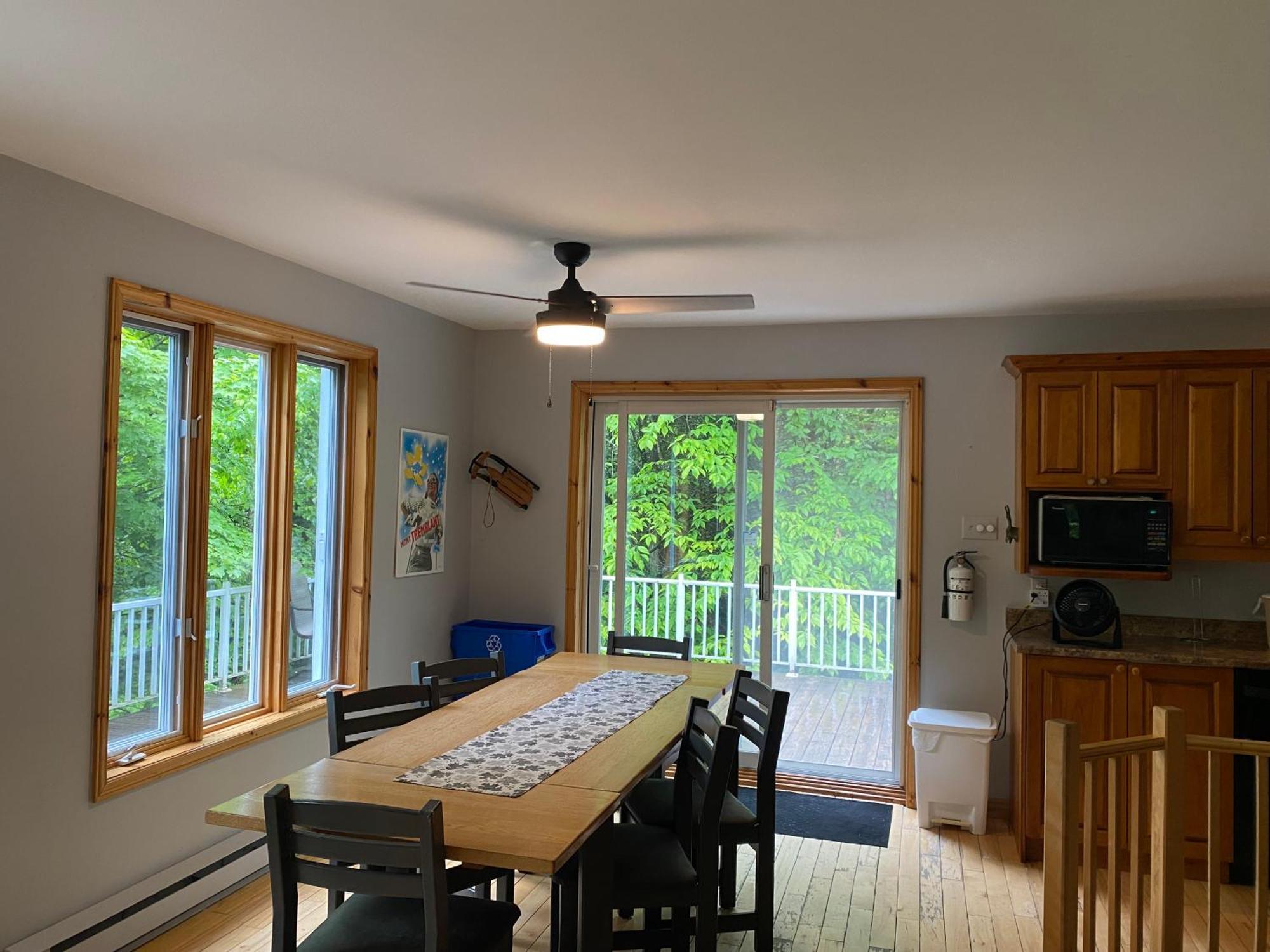 Chalets Et Studios Le Vent Du Nord Lac-Superieur Oda fotoğraf